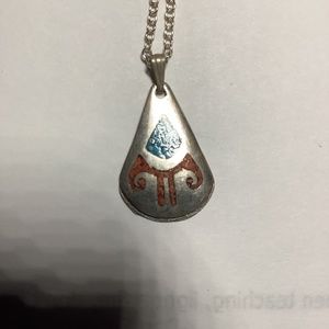 Sterling silver necklace with turquoise chips